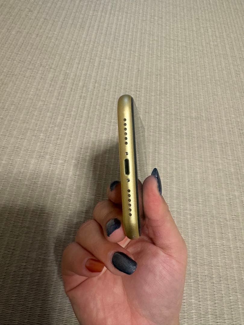 iPhone XRイエロー256GB