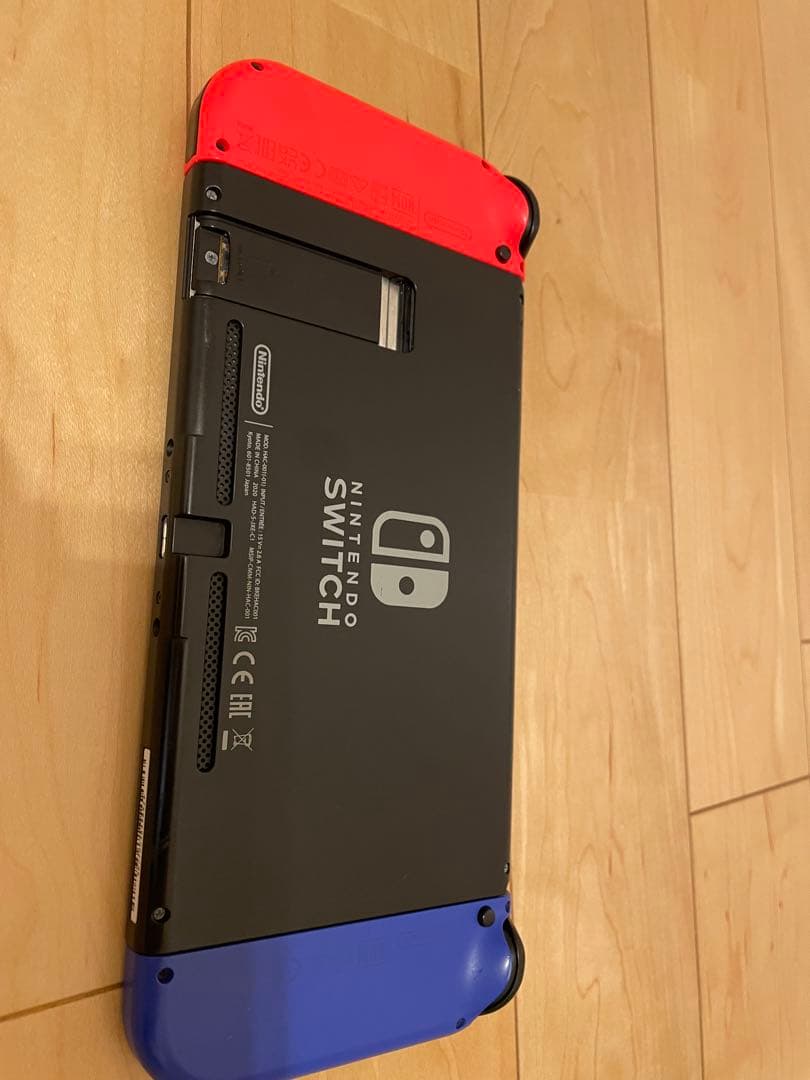 Nintendo Switch 本体 赤・青 Joy-Con