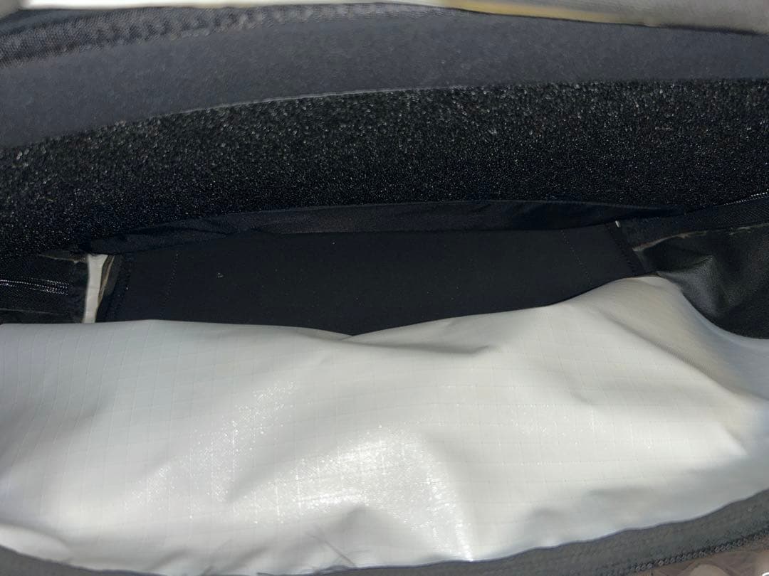 ARC’TERYXCourier Bag 15メッセンジャーバッグ