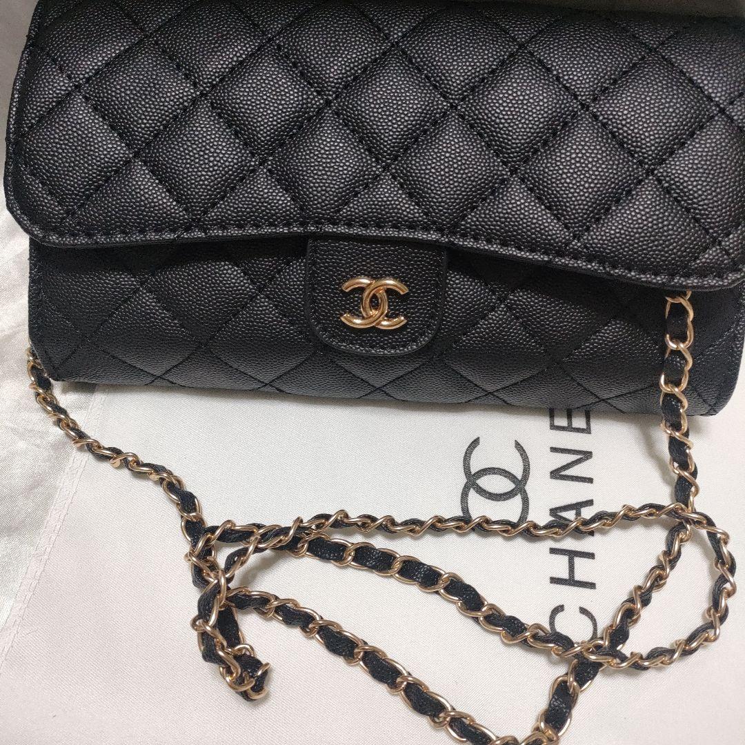 シャネル ショルダーバッグ ゴールド ノベルティ