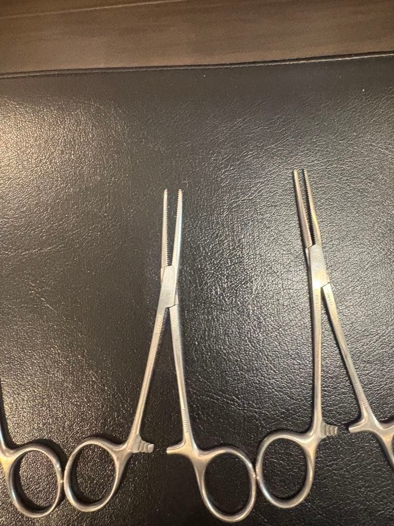 外科用コッヘル、ペアン、曲がり先端クランプ型器具9点セット