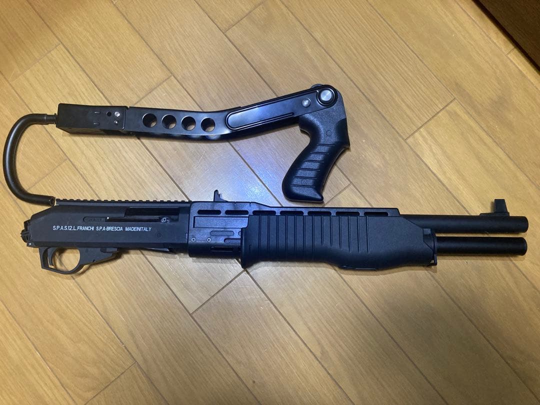 VOISKY UDL製 SPAS12 排莢式ナーフガン
