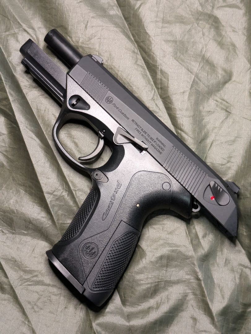 東京マルイ　ベレッタPX4