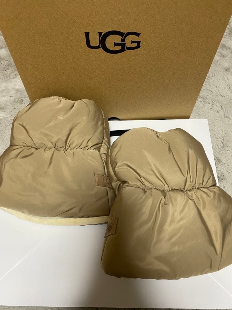 ⭐︎UGG⭐︎Plushwarmer プラッシュウォーマー XSサイズ【新品未使用】
