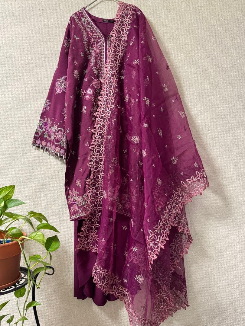 [B-23]プラムボルドー✨シルク刺繍クルタ×フレアチューリップパンツ3点セット