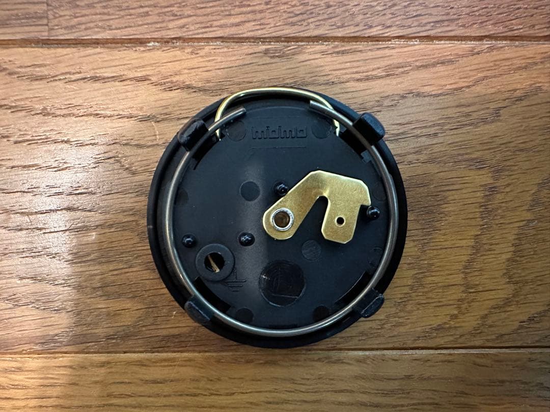 momo falcon 絶版　ホーンスイッチ　アース付き　モモ　ステアリング