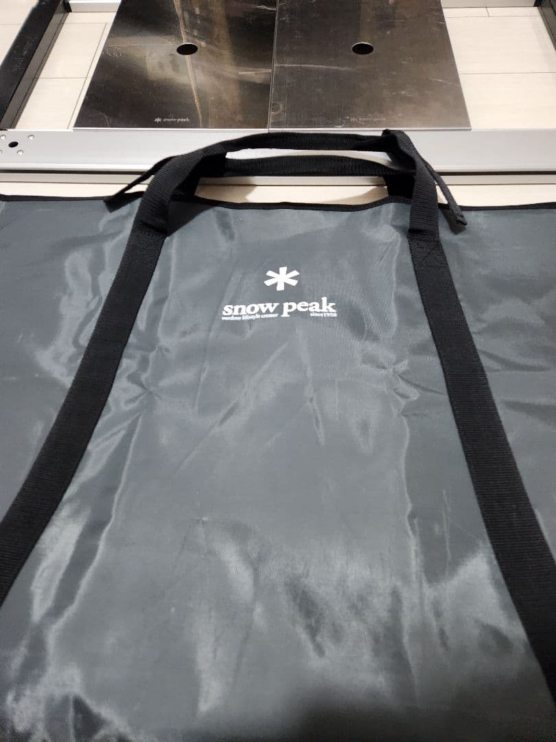  peak アイアングリルテーブル 収納バッグ付き