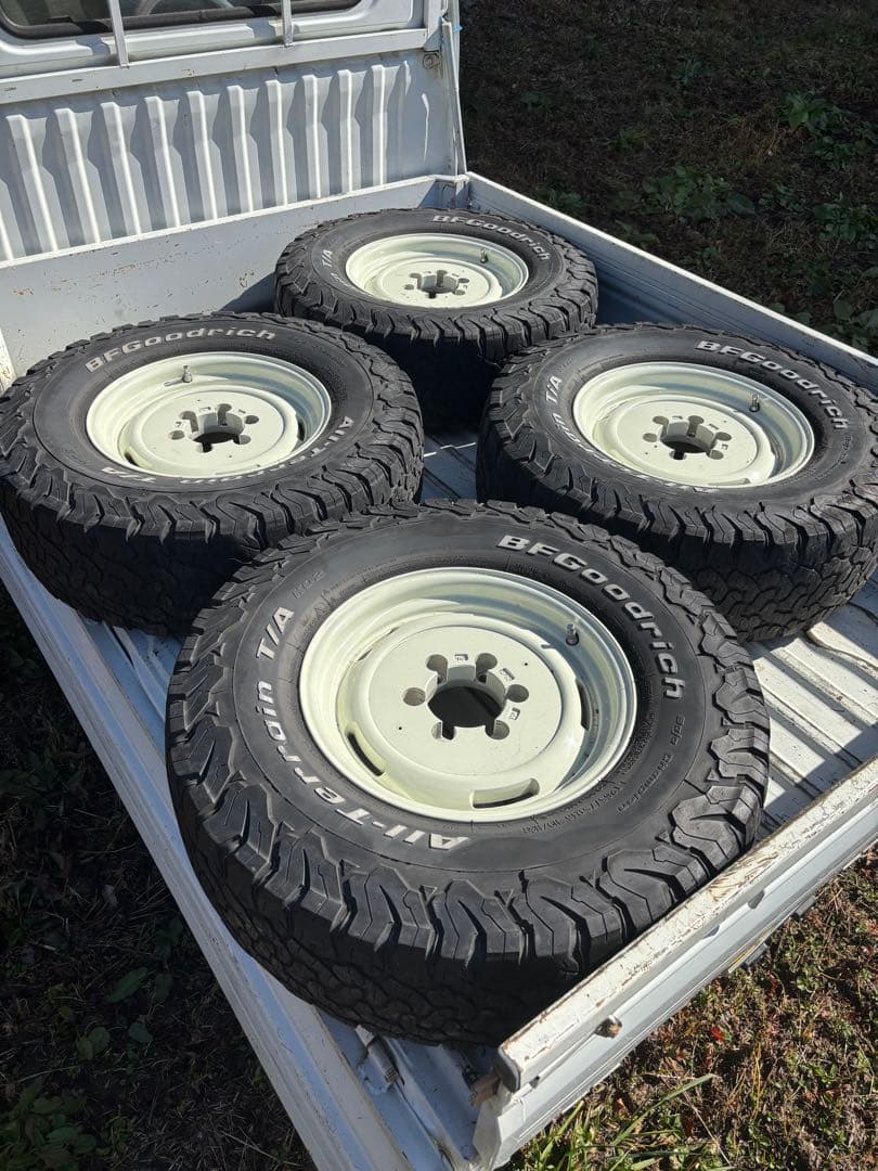 タイヤ・ホイール BFGoodrich All-Terrain T/A 265/75R16