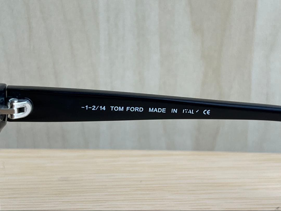 トムフォード TF0336 Leo 01Aブラック メガネ・サングラス