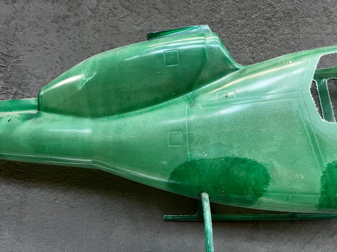 ラジコン ヘリコプター　スケールボディ