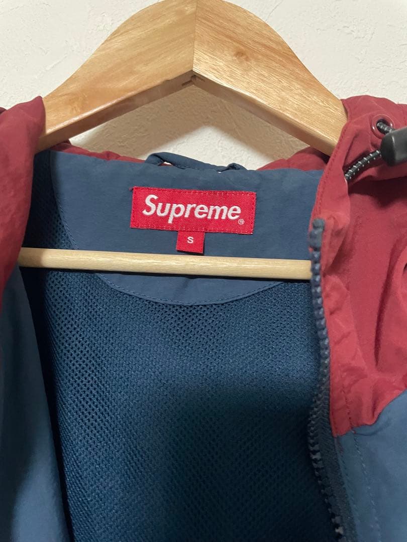 C*i様 Supreme フード付きナイロンジャケット S 青/赤