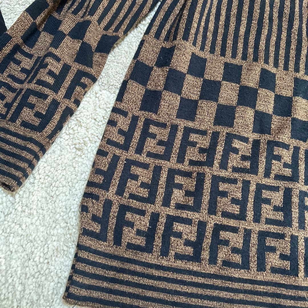 美品 FENDI ニットセーター