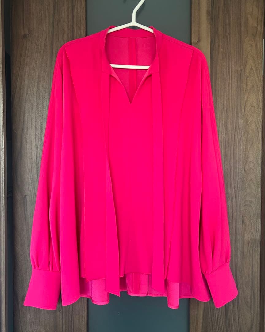 ADORE バックサテンジョーゼットブラウス