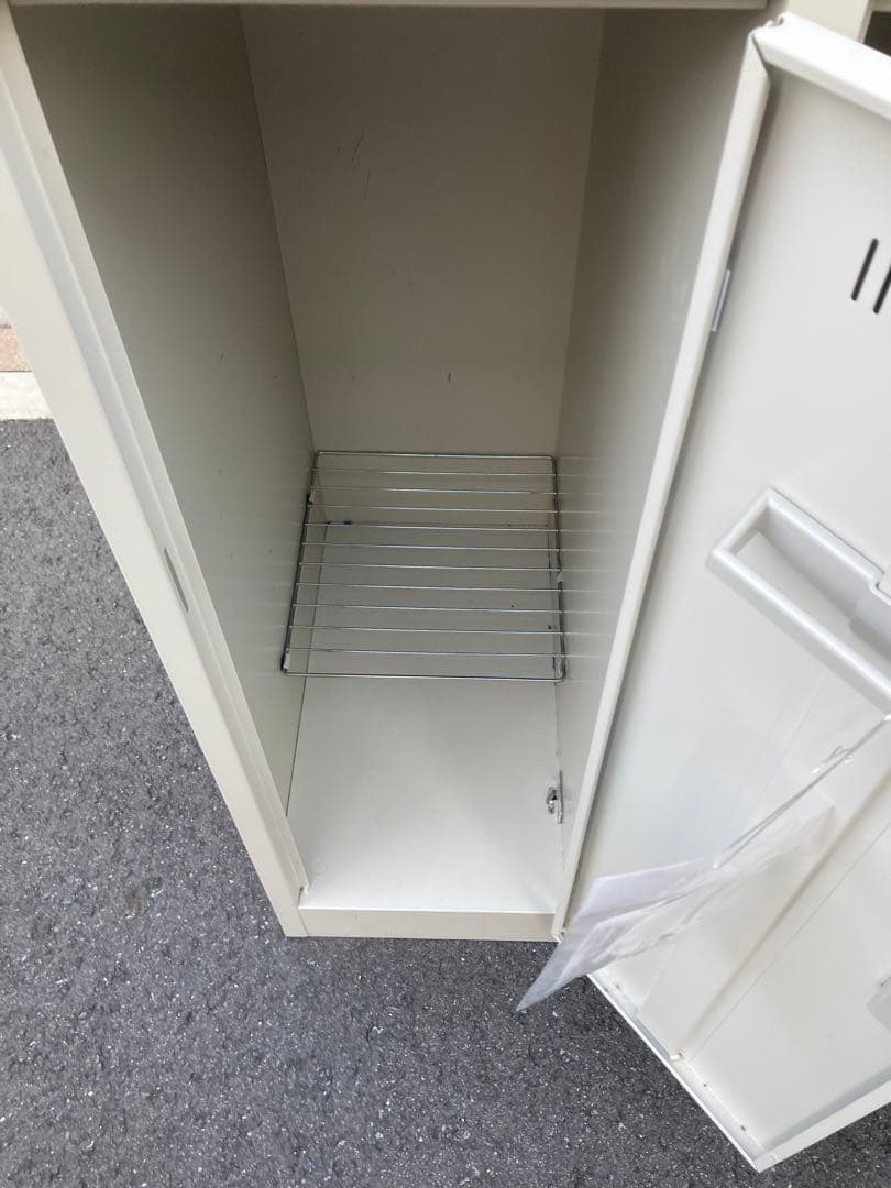 6人用　ロッカー　物置　収納　中古