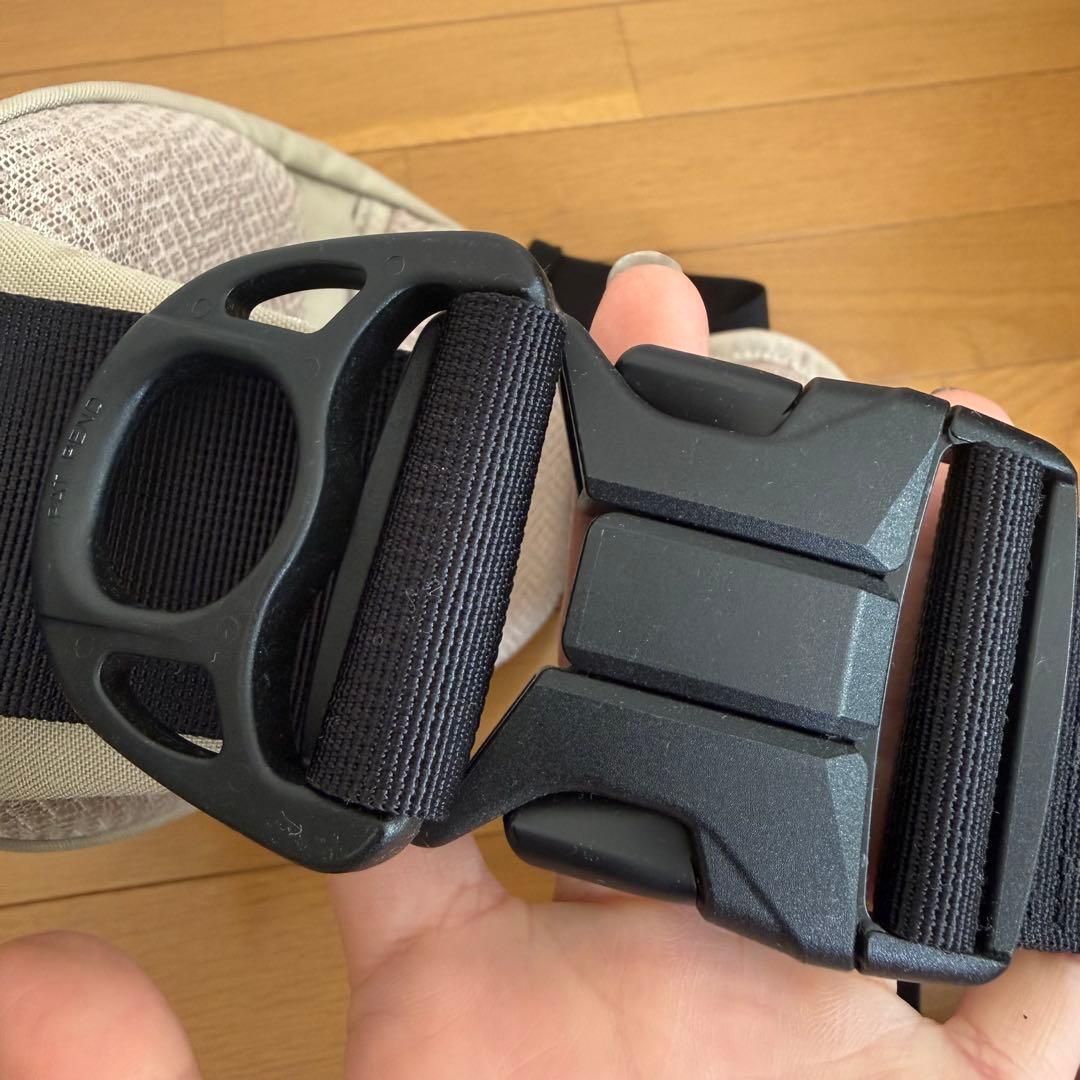 【美品】Hugoo Dual Hip Seat ハグー ヒップシート ベージュ