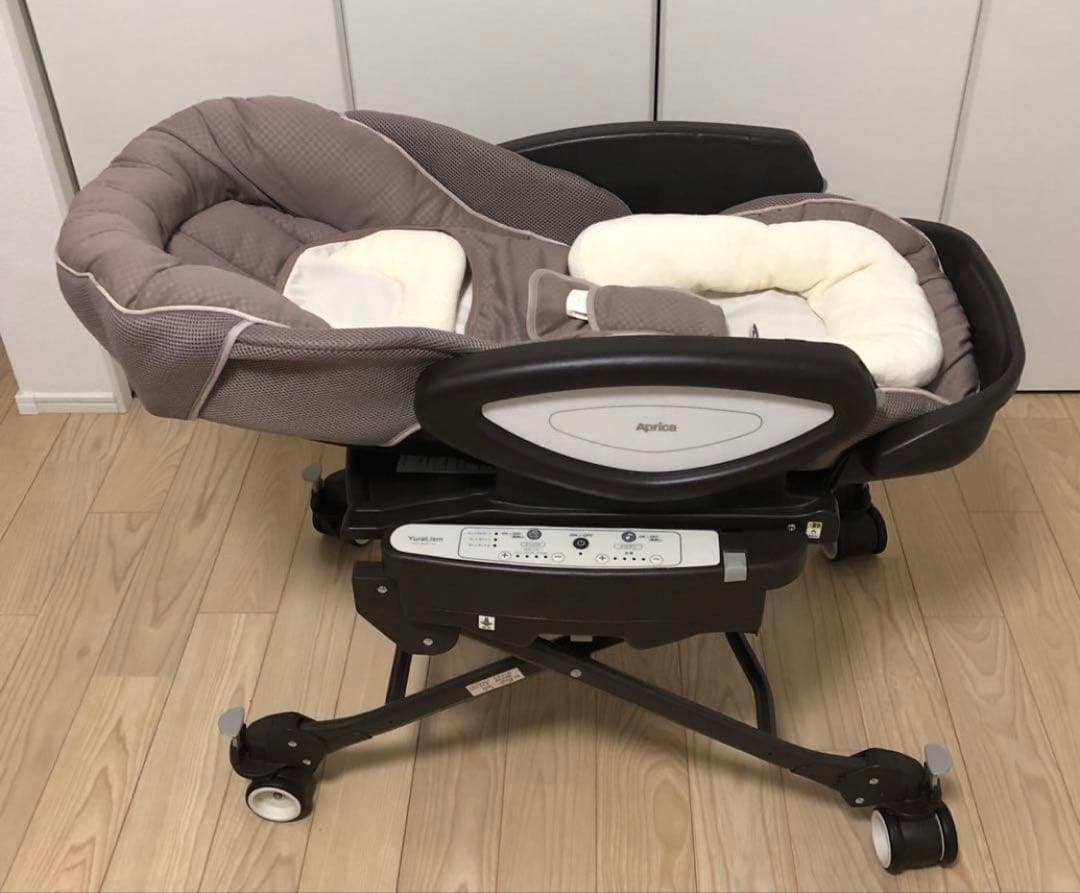 Aprica アップリカ ユラリズム　オートDX 電動　ハイローチェア