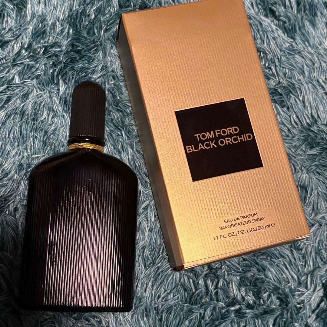 トムフォード　ブラックオーキッドオードパルファムスプレィ50ml
