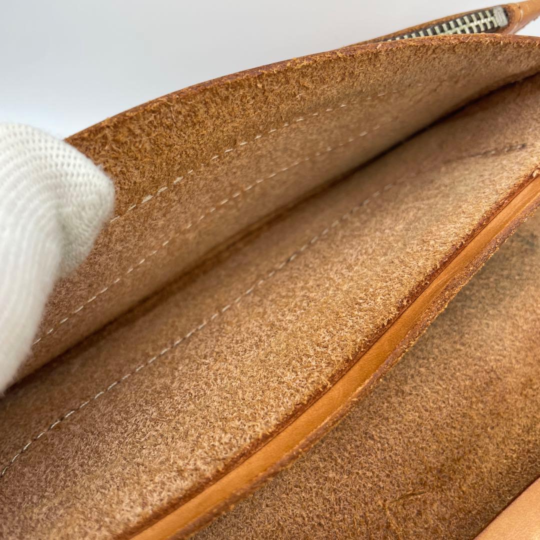 レッドムーン　長財布　チェーンウォレット　レザー