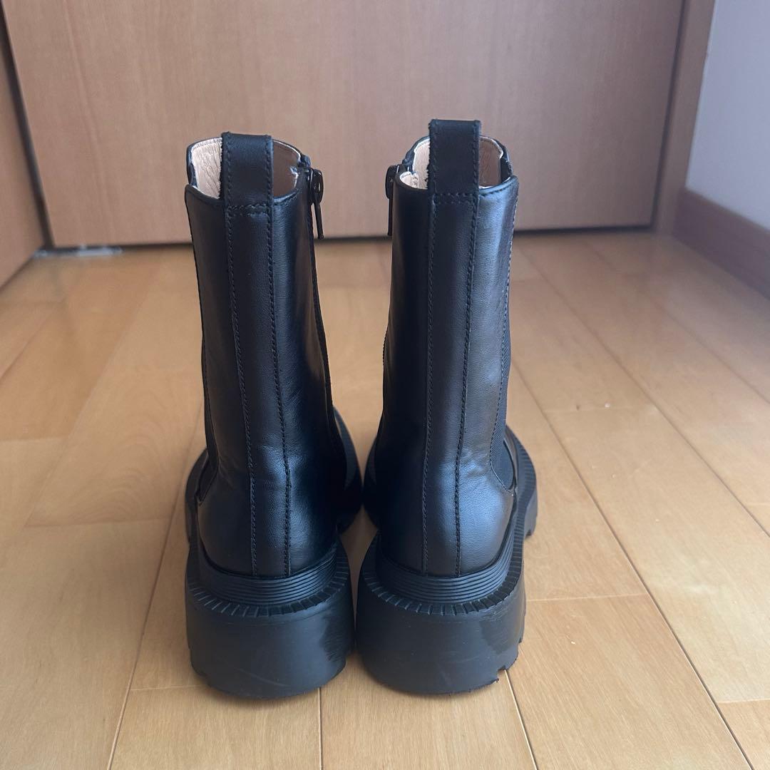 【値下】美品！アトリエブルージュレザー黒サイドゴアタンクブーツS 22.5～23