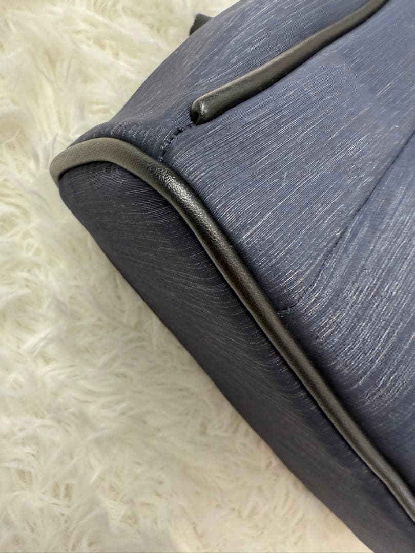 新品　タケオキクチ　ビジネスリュック　ロゴあり