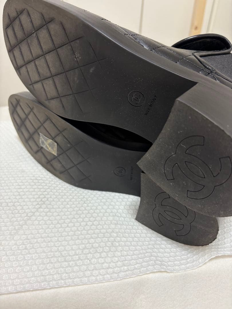 シャネルCHANEL 黒　ブーツ　39 マトラッセル　ターンロック　フラップ