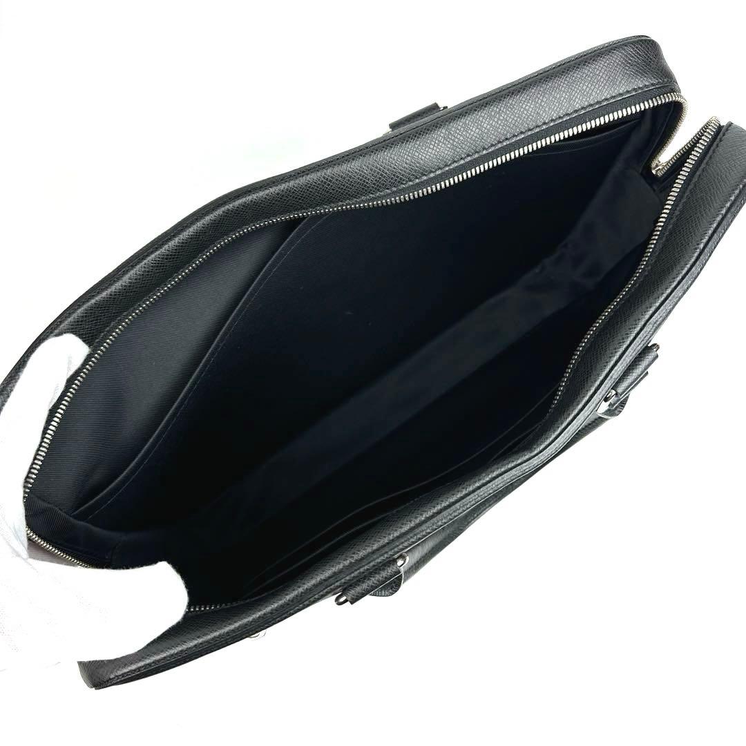 極美品 ルイヴィトン タイガ ポルトドキュマン MM NM M30643 レザー