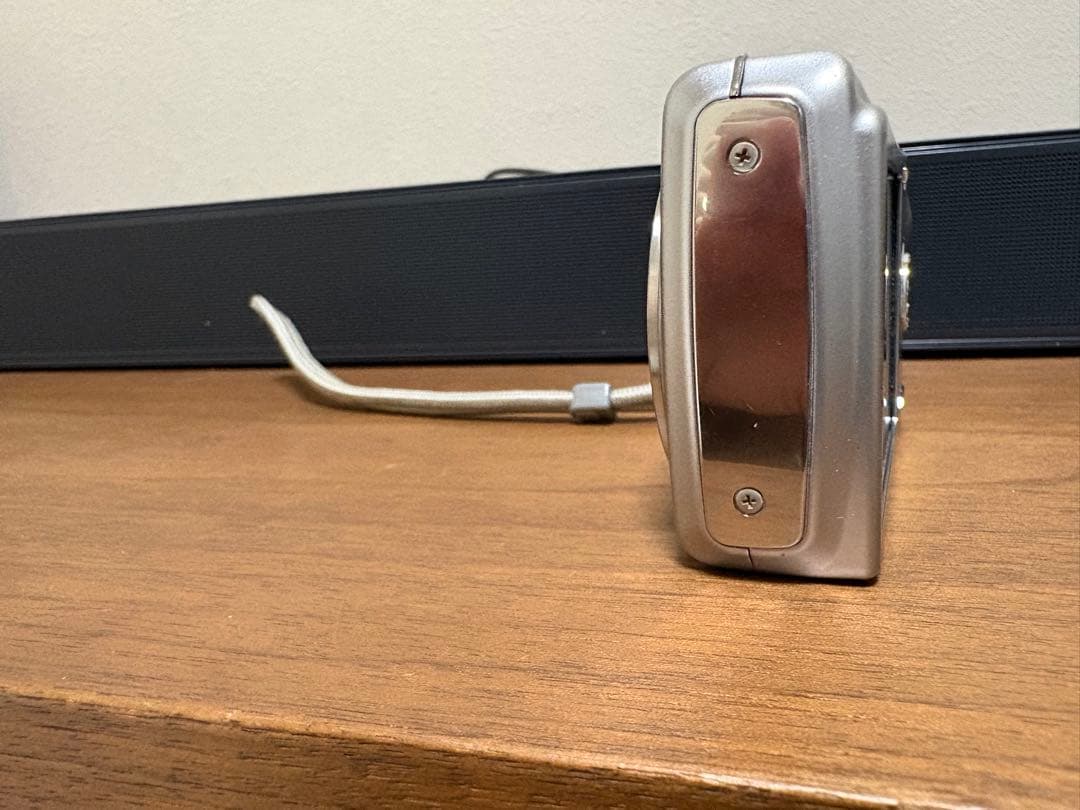 FUJIFILM FINEPIX F100fd デジタルカメラ　動作確認済み