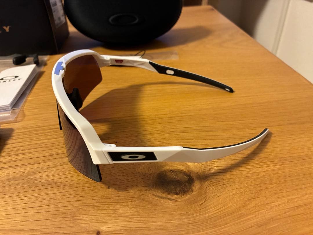 OAKLEY サングラス スートロライトスイープ