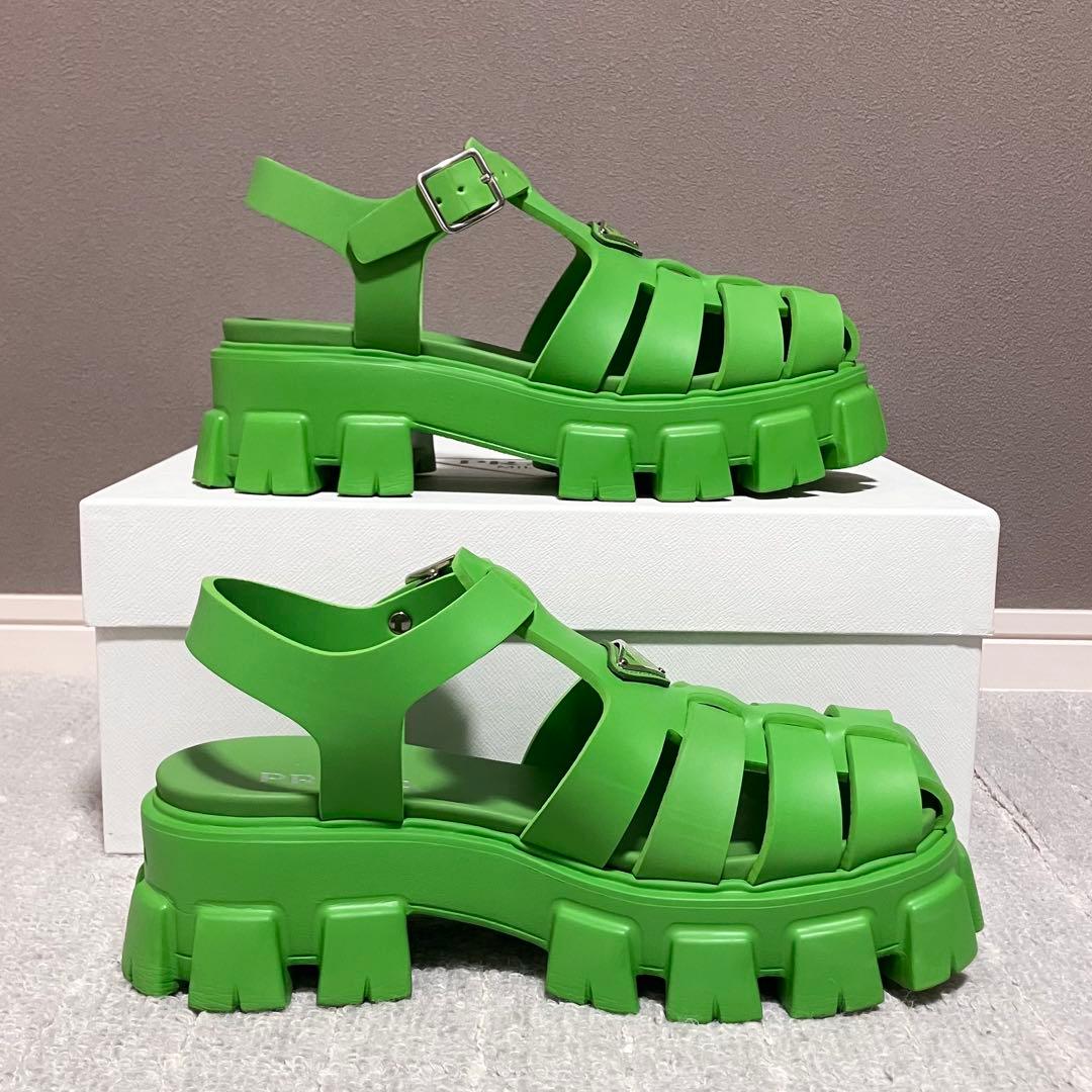 25SS！プラダ［モノリス］箱付き　サンダル　厚底　ラバー　メンズ　サイズ8