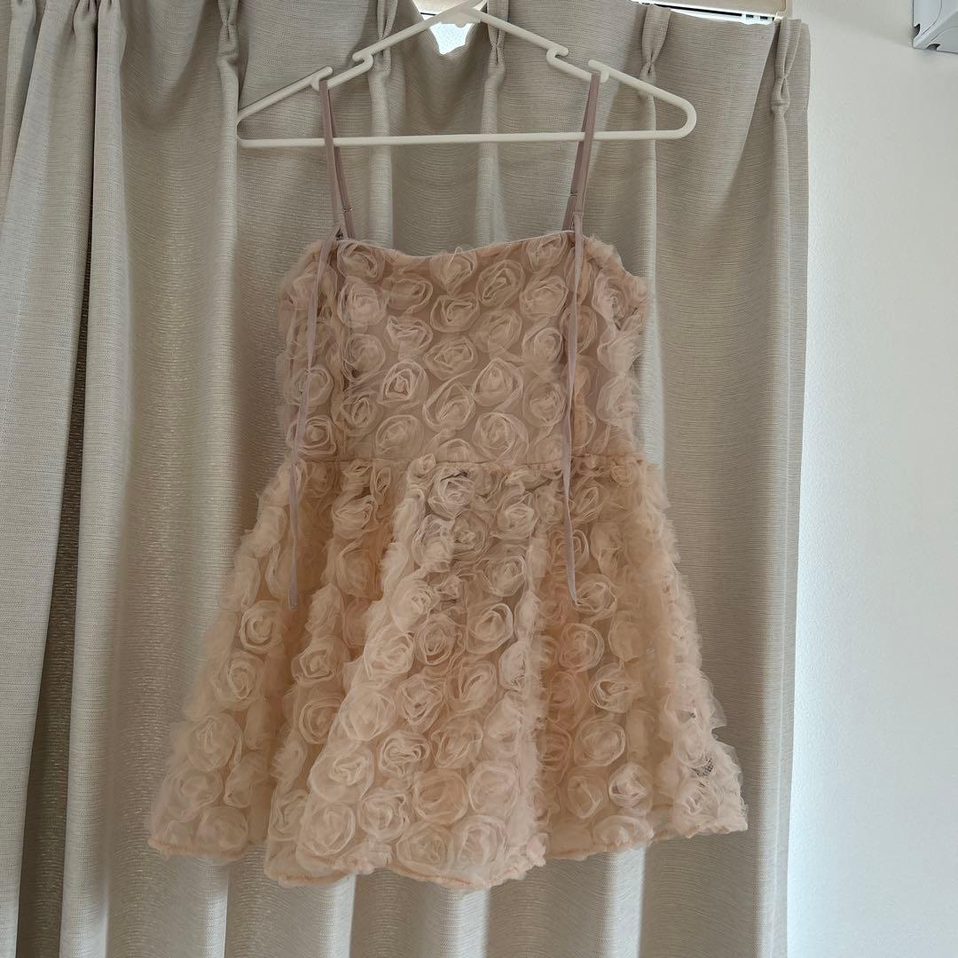 danbo♡ 新品未使用品　Chicoローズチュールペプラムブラウス