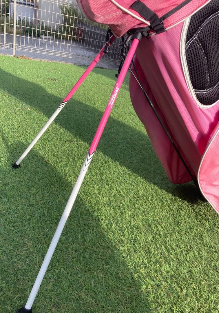 Titleist ピンク ゴルフバッグ