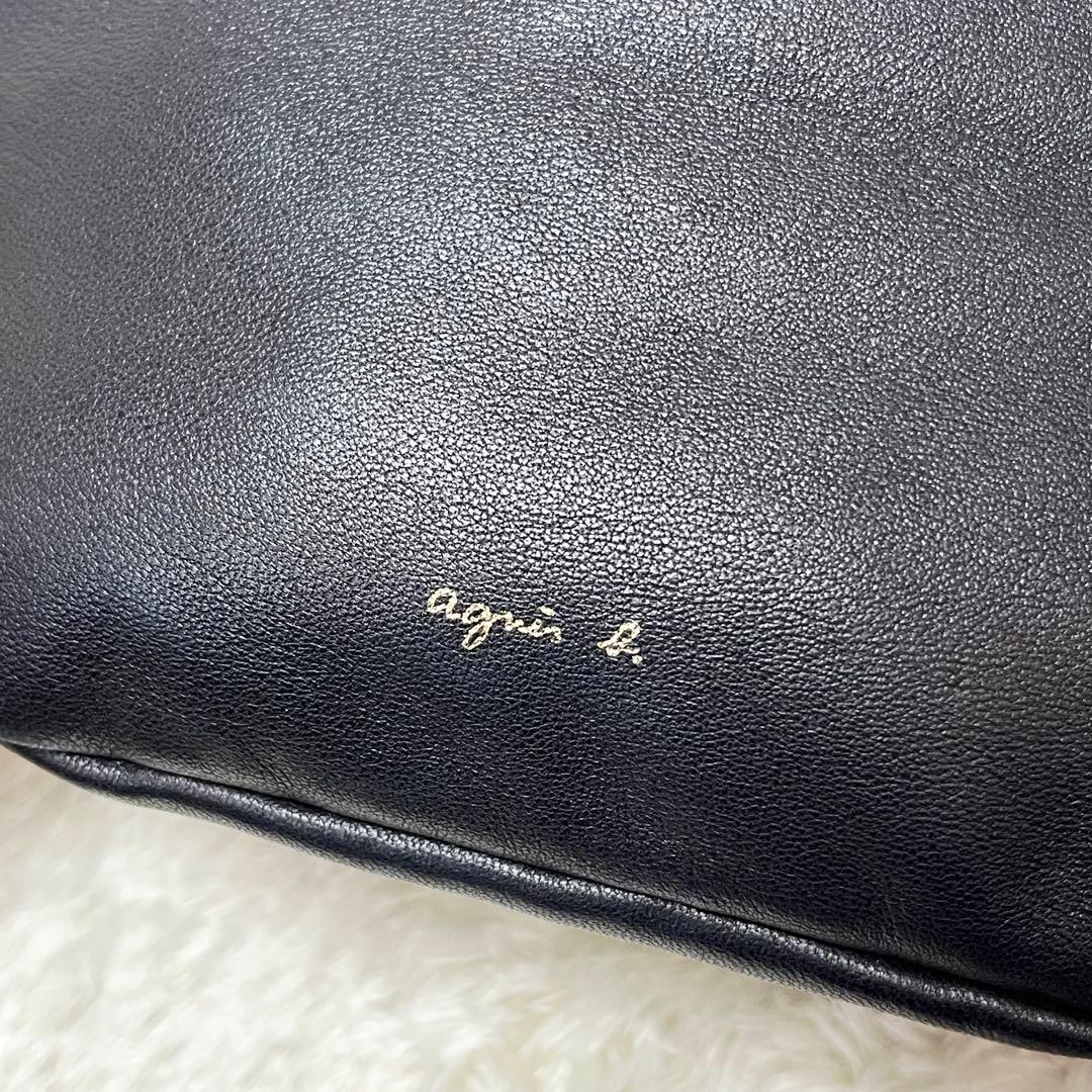 agnes b. アニエスベー　ボディバッグ　ラムレザー　ブラック