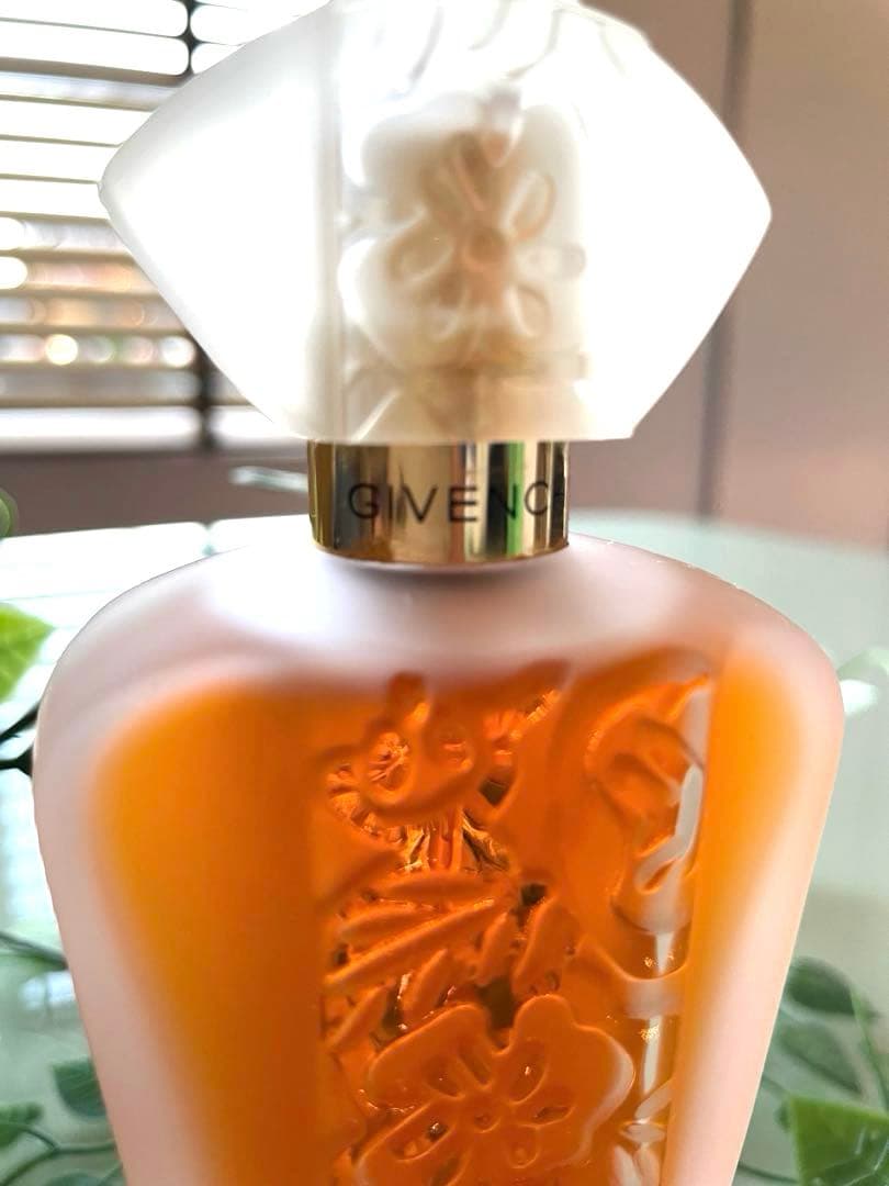 ✨Givenchy ✨フルールダンティルディ　オーデパルファム　✳︎新品未使用✳︎