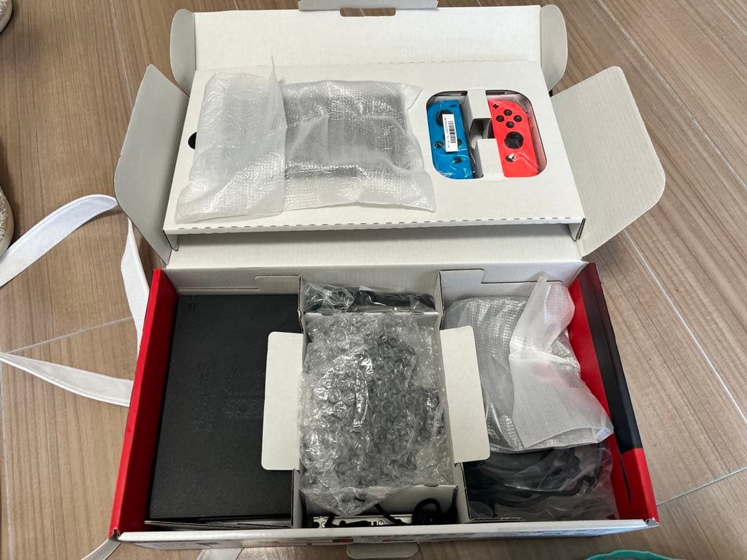 Nintendo Switch 本体ネオン バッテリー強化版セット付属品完備美品