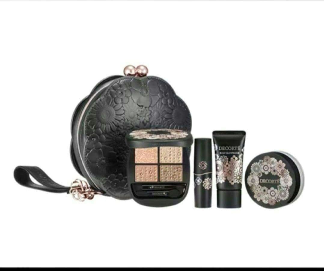 コスメデコルテ　クリスマスコフレ2025　エターナルブルームコレクション