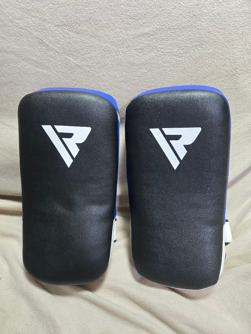 RDX キックミット 黒/青