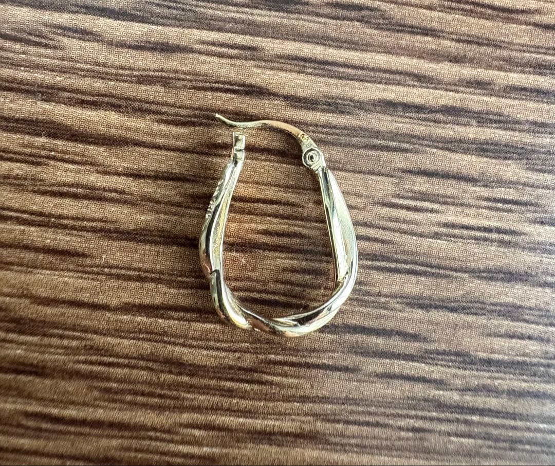 ete エテ K10/K18 ツイスト ひねりフープピアス