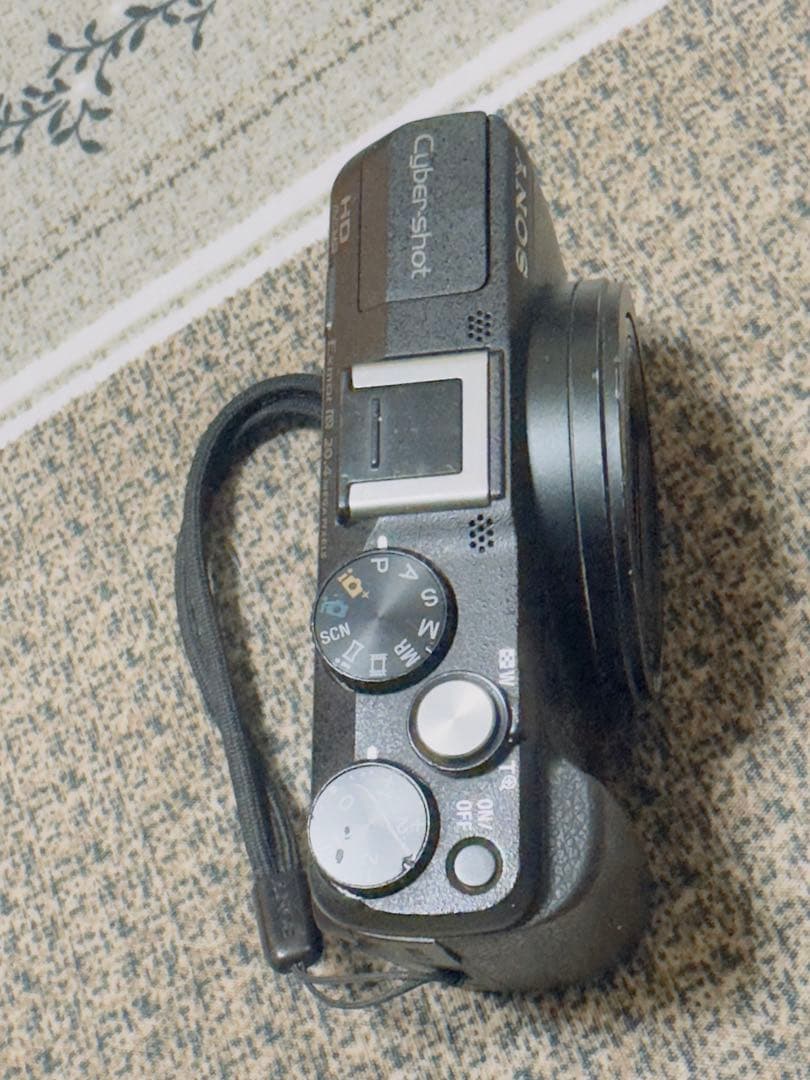 SONY コンパクトデジタルカメラ Gレンズ