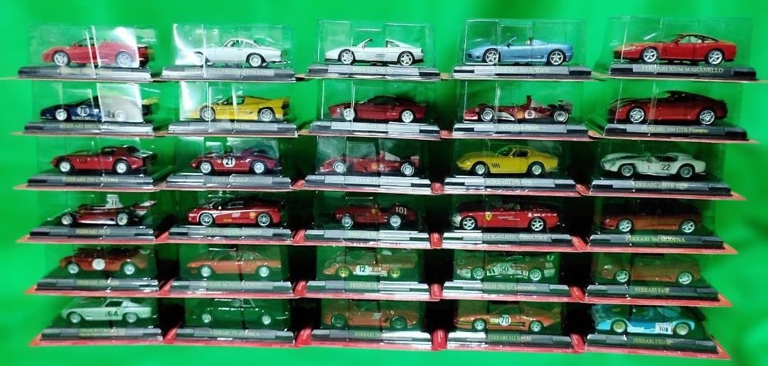 フェラーリコレクション1/43スケールのダイキャスト製ミニカー