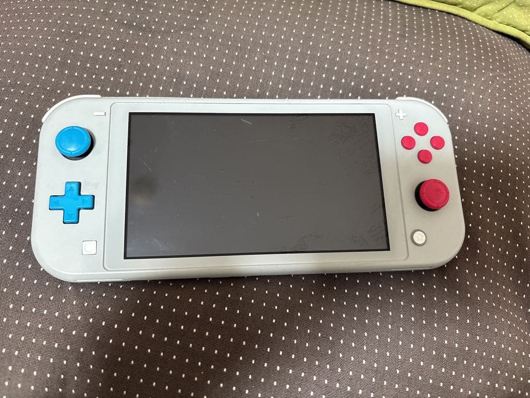 Nintendo Switch Lite ポケモンデザイン