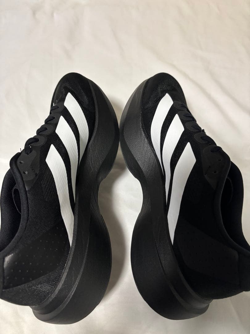 アディゼロEVO SL黒色 26cm 美品　アディダス