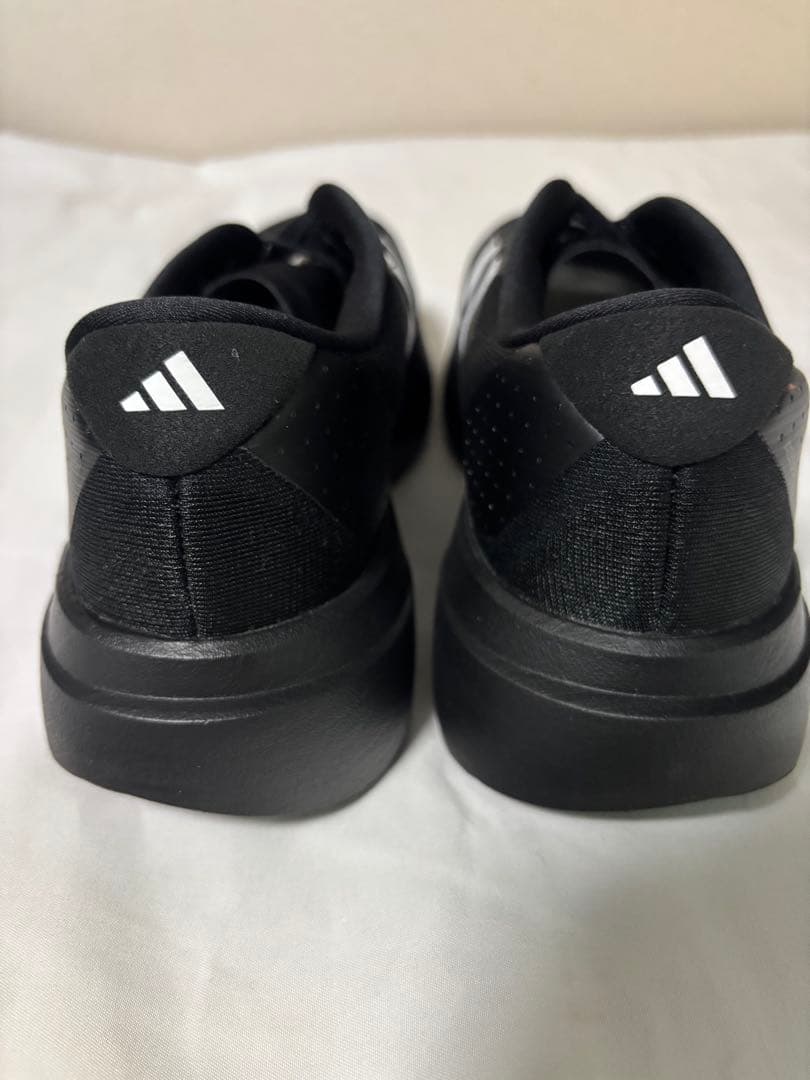 アディゼロEVO SL黒色 26cm 美品　アディダス