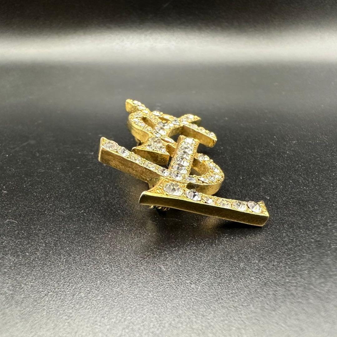 未使用級✨　YSL　イヴ・サンローラン　ブローチ　ラインストーン　ロゴ　971