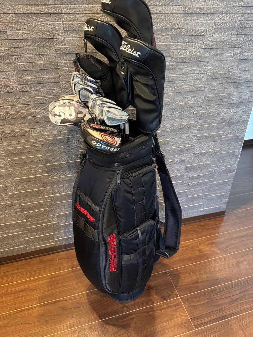 BRIEFINGキャディバッグ CR-6 #2 ☆ヘッドカバーセット☆