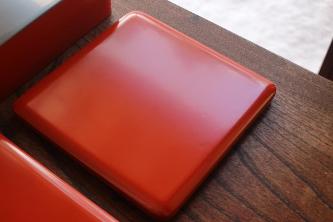 デッドストック！極上朱漆の美しい小ぶり四段重箱（検輪島塗懐石道具お重菓子重