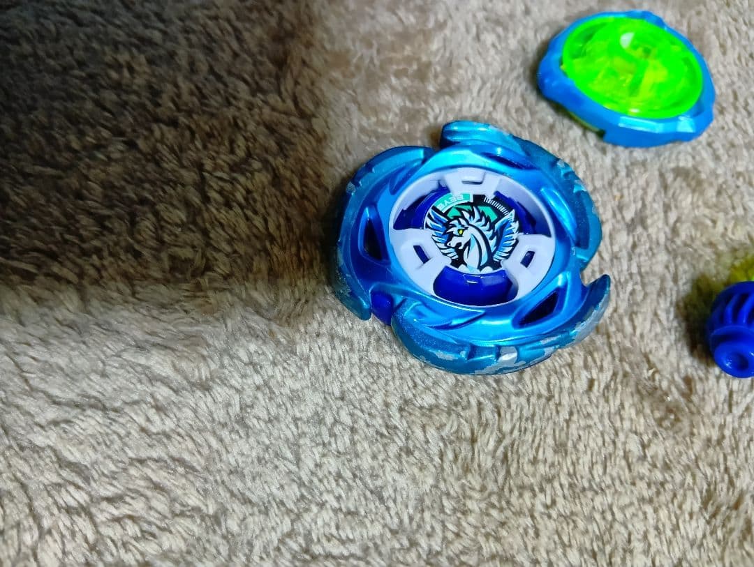 ベイブレードx　エアロペガサス　ベイブレード　レアベイ