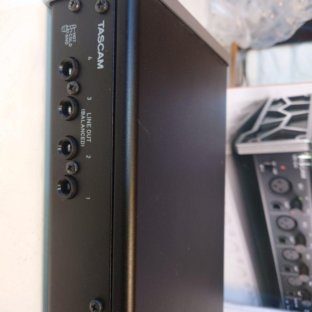 平成30年購入TASCAM US-4x4オーディオインターフェース