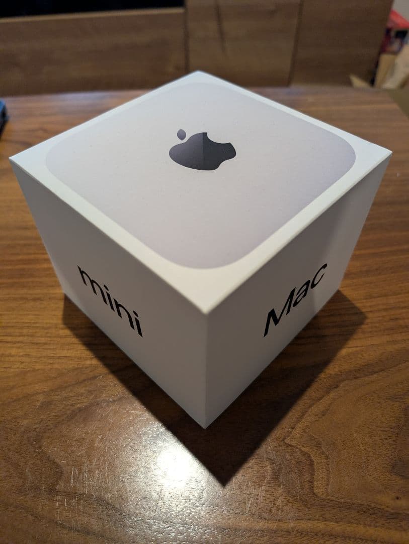 Mac mini Apple M4チップ 24GBメモリ 512GB