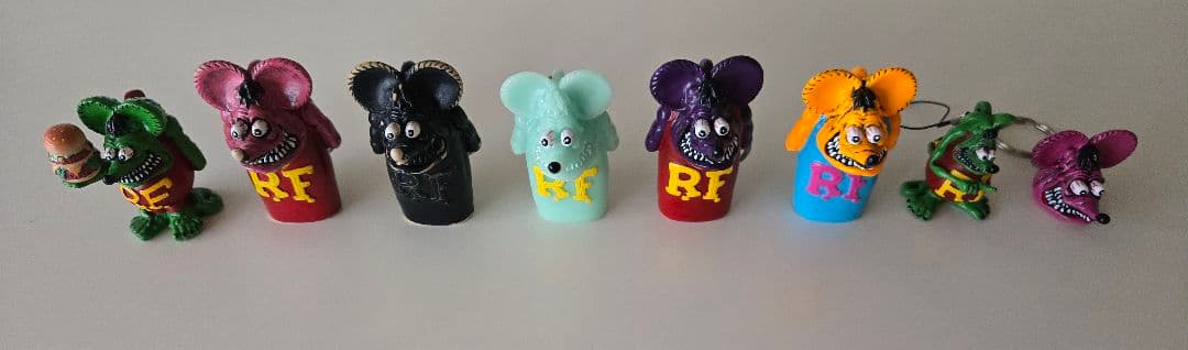 ラットフィンク ライターキャップ キーホルダー 畜光タイプ１体