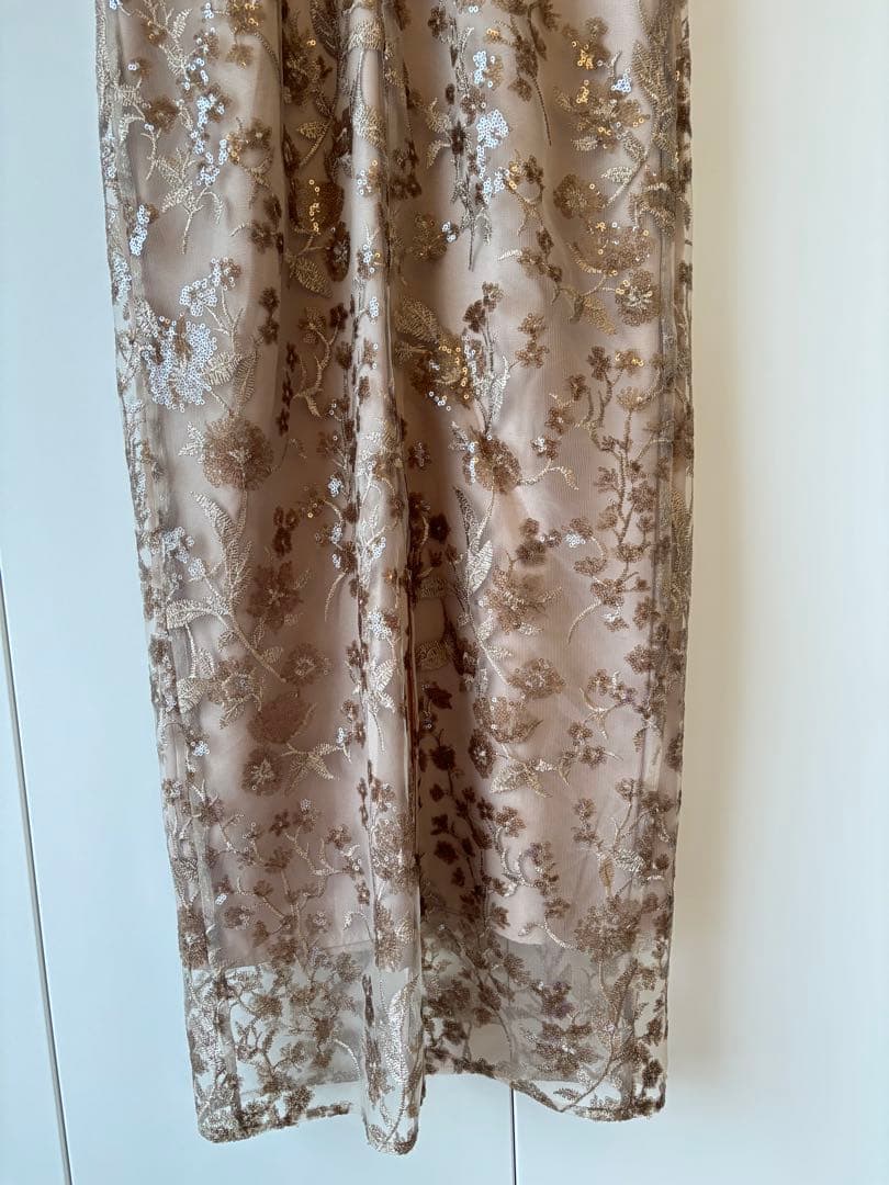 Leja フラワーディテールパフスリーブ ワンピースドレス結婚式二次会成人式